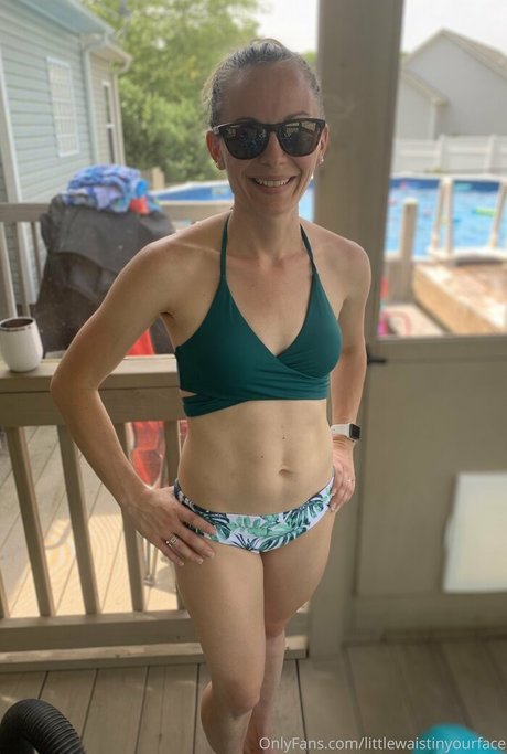 littlewaistinyourface star perfect image