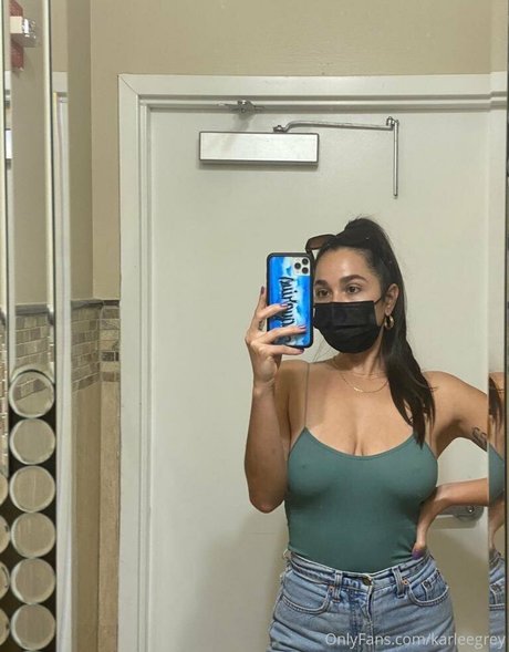 karleegrey pornographic model gallery
