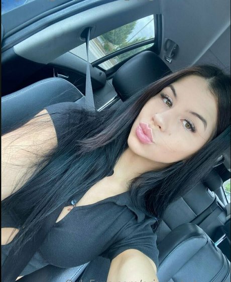 ariana baby girl nice actress images