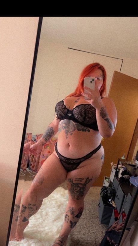 Athena Lotus pretty model pictures