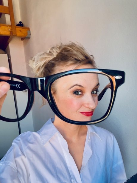 Astel model free picture