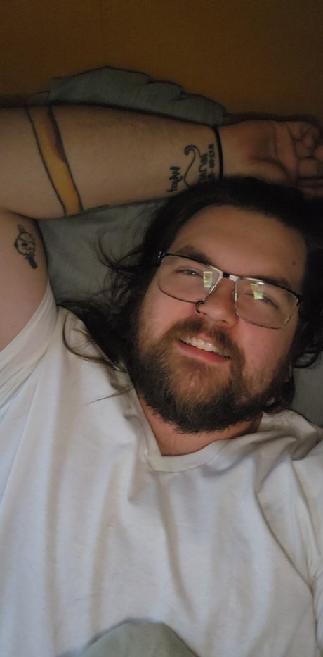 NotMHN model perfect photos