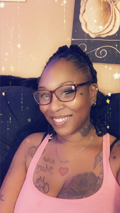 Nolalucy504 pornstar adult picture