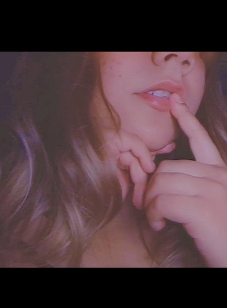 Aerinette nude actress images