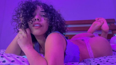 P rdinh_ nudes model image