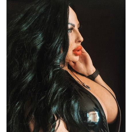 Tyra Deville model free gallery