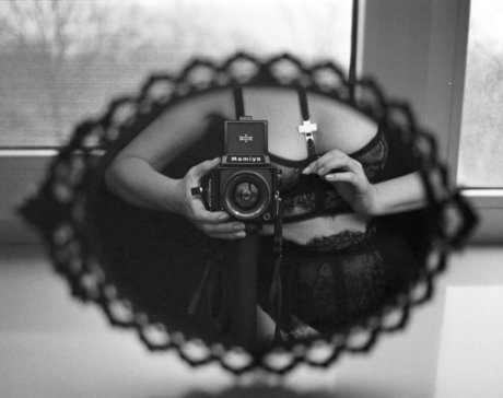 Nylon V nus pornstar pretty pics