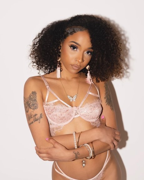 Nya_ perfect star pics