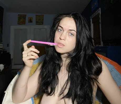 Alexandra Eve pornstar galleries