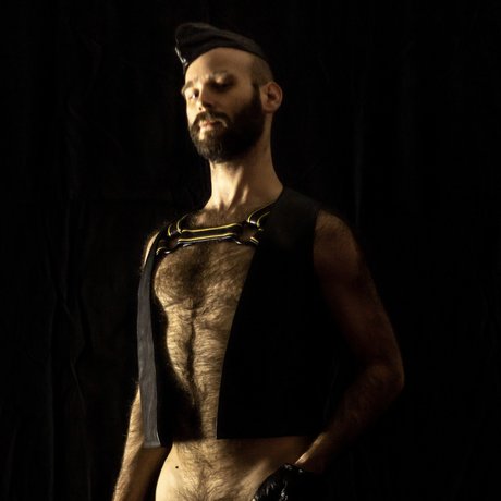 The Otter Boleyn Gurl xxx model images