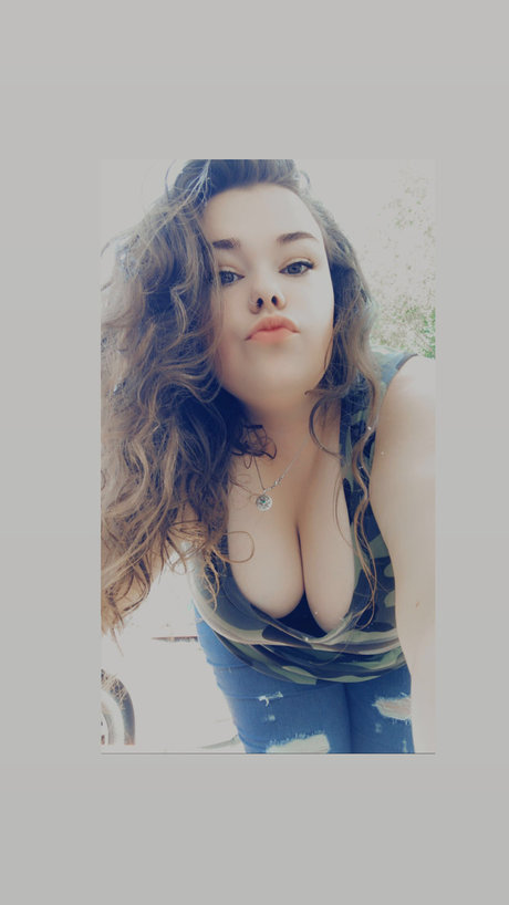 Ally Cat model free pics