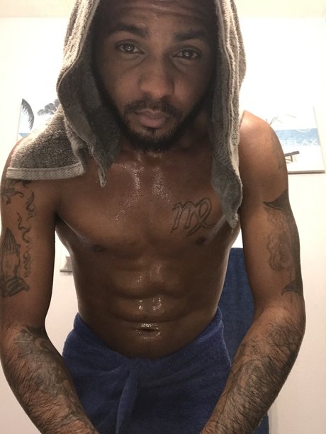 Domo hot pornstar image