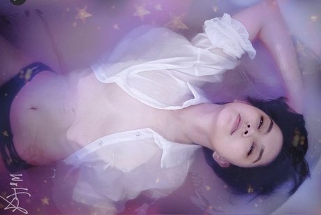 _kami the lil puppy perfect model pic