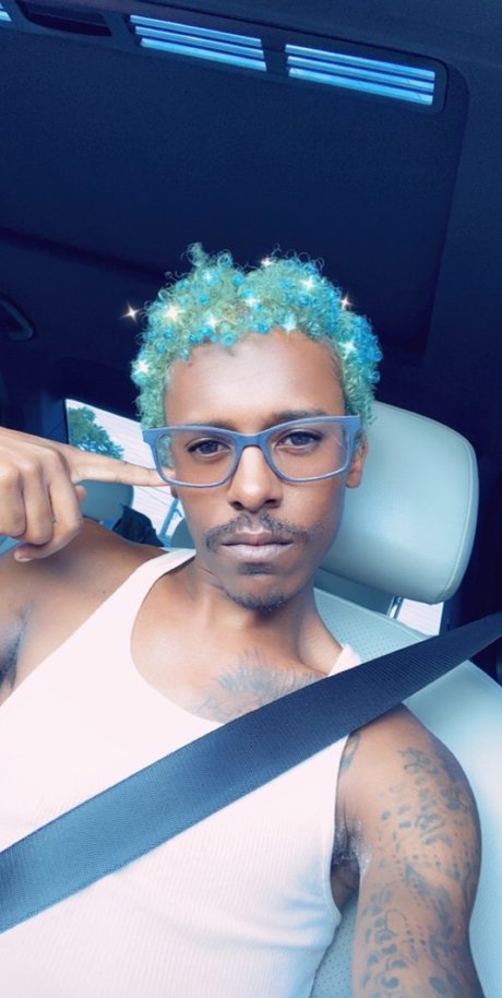 _TaiMulan_ star nude photo