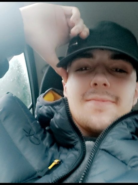 Teenlad star adult pic