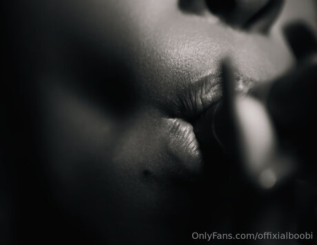 Big Wavy Profile pic