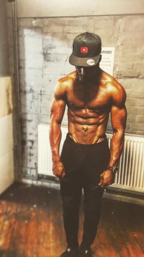 Pussy Pain Killer exclusive actress img