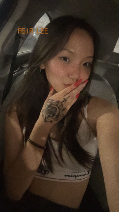 Asia Lee perfect actress photo