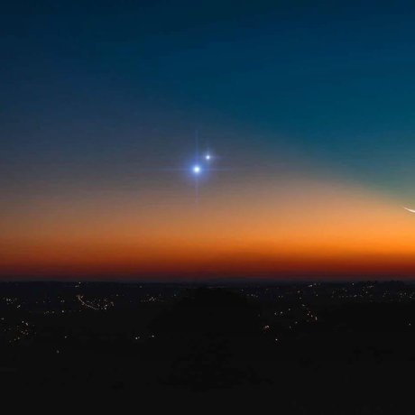 Ema Rayne art star image