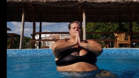 BBW Veronica model perfect pic