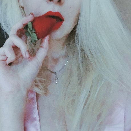 Alice Ferguson pretty pornstar photos