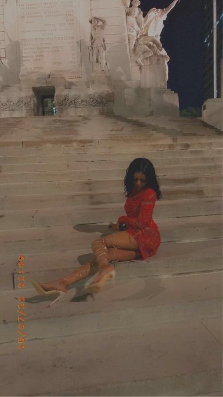 Slim Jim sex model photo