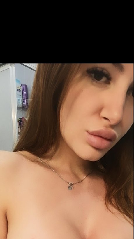 Onlydiana xxx model pic