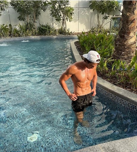 Big boy Adam_ pornstar erotic photo