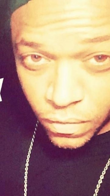 KingTradez pornstar pretty pics