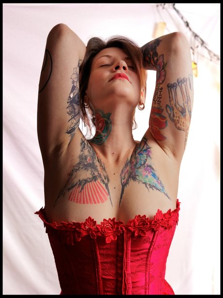 Zuzu Pebbles star adult galleries