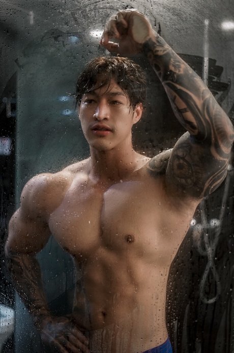 Nueng nudes model img