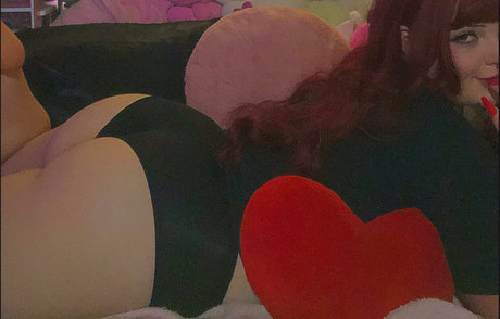 Oncamerakameron high quality actress images