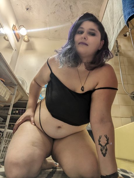 Alex Maddness sex model picture