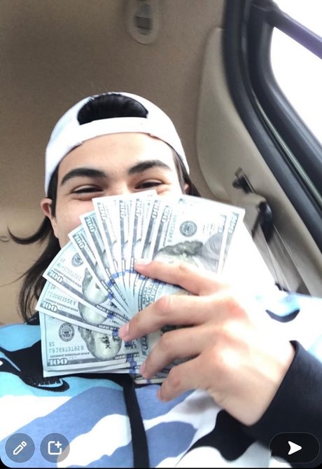 AlexPrevailing star erotic pic