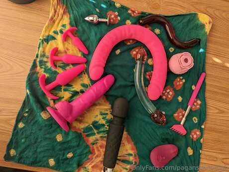 Kitten Nymph model free photo