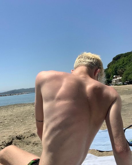 urfavskinnyboy xxx star archive