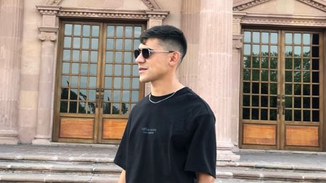 Henry Crrl top model pic