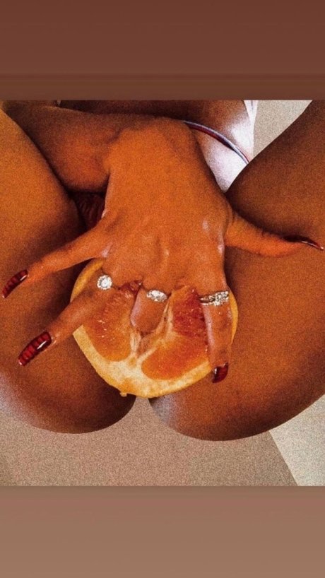 Melllly_ beautiful model photos