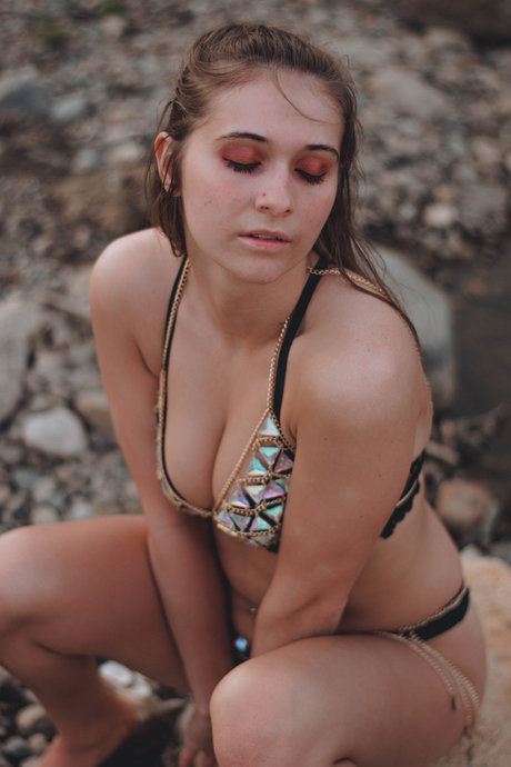 Mariah Owens porn model images