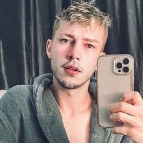 Renato Santana erotic model photo