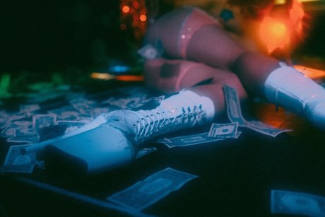 Orchid Haze_ pornstar exclusive images