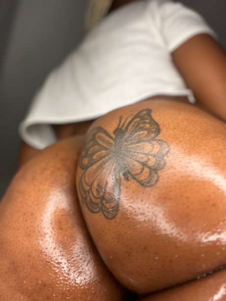 Open bootyhole porn actress photo