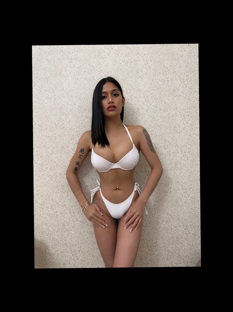 Akita hd pornstar pic