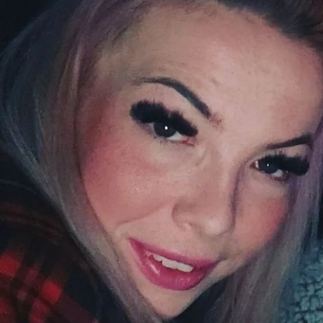 Ajstalksyou model nude image