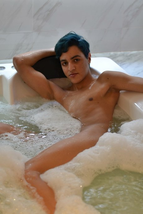 Tony Pierce porn model photo