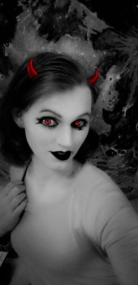 Pandora Scarlett exclusive pornstar photo