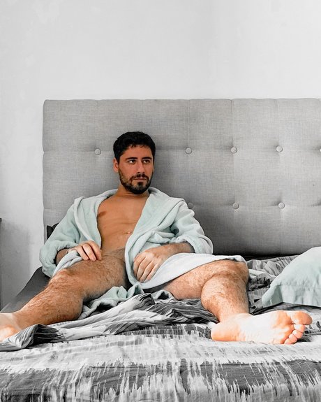 PampitoLP exclusive model pic