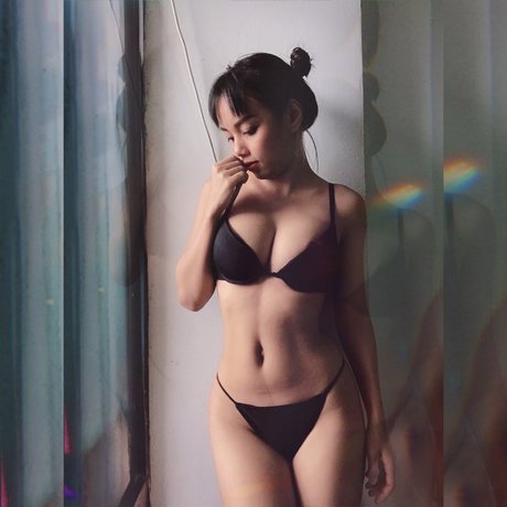 Paloma Meggiie model gallery