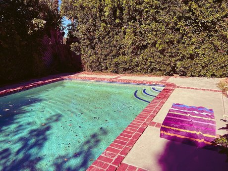 Perla Maarek art model photo