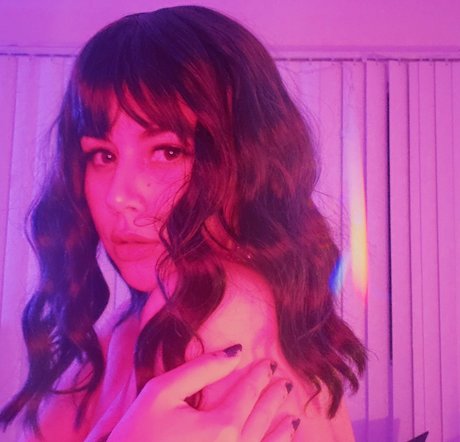 Penelope Reed star pretty pictures